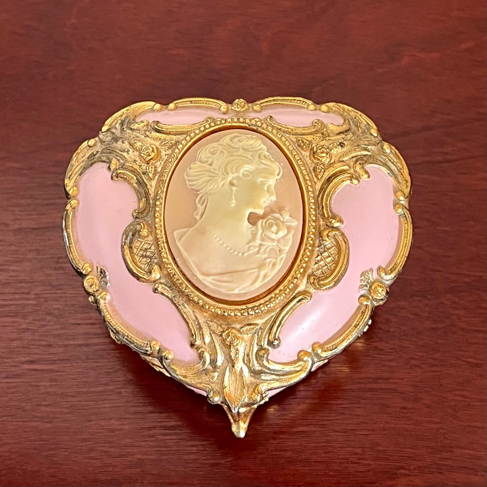 Heart Shaped Music Jewelry Box